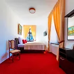 Hotel Lovcu Kralovych *