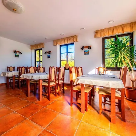 Отель Lovcu Kralovych Чески-Крумлов