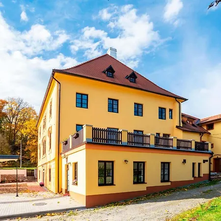 Hotel Lovcu Kralovych