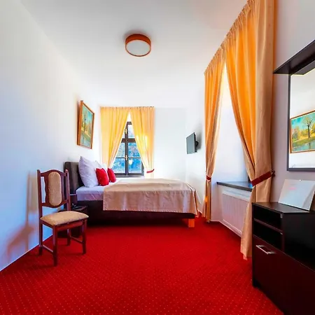 Hotel Lovcu Kralovych *