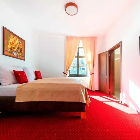 Lovcu Kralovych Otel Český Krumlov