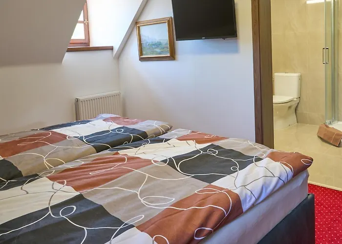 Lovcu Kralovych Otel *